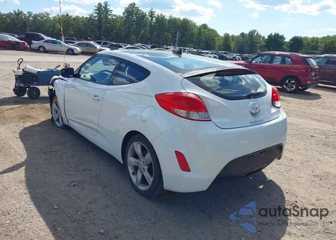 2014 Hyundai Veloster Base W/Black from USA, damaged, VIN KMHTC6ADXEU199093